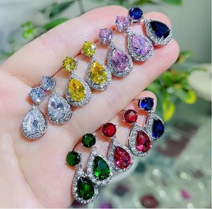 Buzlu çiviler damla küpeler kübik zirkonya kadın sarkıyor moda bling rhinestone waterdrop düğün ifadesi küpe hediyeleri avize jewerly aksesuar