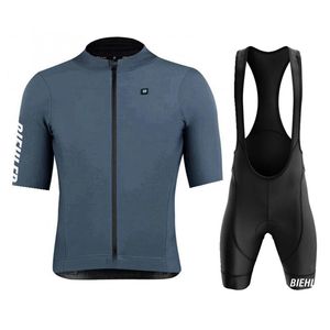 Racing Sets Men's Summer Cycling Jersey Short Sleeves Bibs Shorts Suit Bicycle Clothing Set MTB Uniform Triathlon Breathable Shirt TopsR