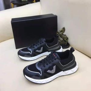 Fashion Men Soft Bottoms Dress Shoes Running Sneakers Elastic Low Top Black White Leather Design Lightweight Damping Comfy Fitness Run Walk Casual Trainers EU 38-45