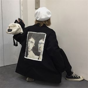 Новая весенняя портретная вышиваемая печать повседневная куртка с длинным рукавом негабаритный черный черный харадзюку Ульзанг куртка T200319