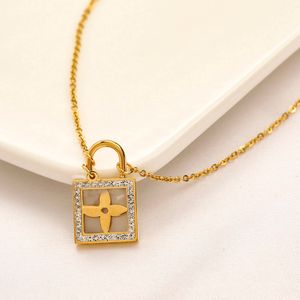 Never Fading 18K Gold Plated Luxury Brand Designer Pendants Necklaces Stainless Steel Flower Crystal Letter Choker Pendant Necklace Chain Jewelry Accessories