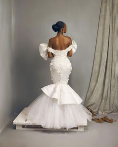 Abiti da sposa a sirena africani taglie forti Applicazioni in pizzo Abito da sposa senza spalline Abito da sposa su misura con scollo a barchetta Cerniera posteriore