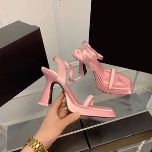Luxurys Designers Sandals Women Shoes Summure Summer Classing Cross Sandal Fashion Heels Wedding Shoes Versatile Black Pink Solid Lettersスタイル
