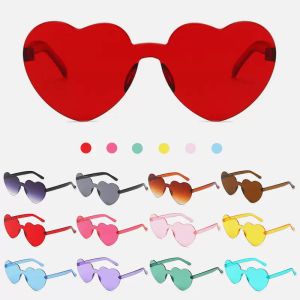 Sunglasses Heart-shaped Sun Glasses Designer Candy Color Rimless PC Travel Glasses Ocean Sunscreen Shades European American Fashion Eyeglasses Eyewear