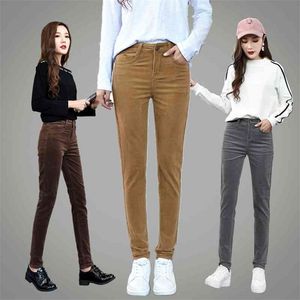 Skinny Corduroy Pants Capris för kvinnor med hög midja i Office Pleated Vintage Pencil Pants Kvinnliga byxor plus storlek 26 40 210412
