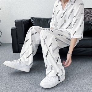 Yaz Hafif 2 Parçası Erkekler İçin Setler Kore Moda Gotik Giyim Gençler Hip Hop Sokak Giyim Saten Tişört Düz Bacak Pantolon 220621