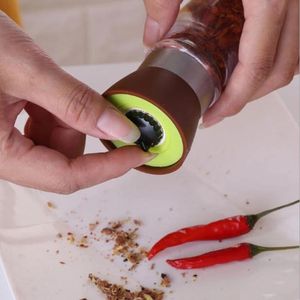 Praktisk manuell saltpeppar Kvarn Kryddor Muller Kök Tillbehör Kryddor Gadget Köksverktyg