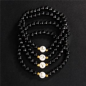 Bracelets de charme letra pulseira de pulseira Mãe do alfabeto Pérola Nome inicial para homens homens negros Onyx 6mm Mertes Bangle Jeia GiftCharm