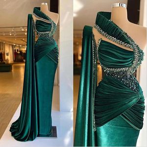 Arabic Green Velvet Mermaid Evening Dresses Sexy One Shoulder Beads Side Split Long Prom Gowns robes de