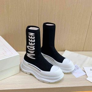 Handmade Design Stretch Fabric Knitted Ankle Socks Boots Woman 2022 New Autumn Winter Mid Calf Modern Platform Sneakers Female Y220817