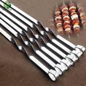 Duolvqi 6pcsSet spiedini di carne per barbecue spiedini di carne in acciaio inossidabile churrasqueira bastoncino arrosto per barbecue picnic all'aperto 220606