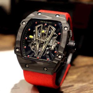 Zegarek zegarek Uxury Data węglowego zegarek z pełną automatyczną wielofunkcyjną lufą wina dużego ruchu mechanicznego