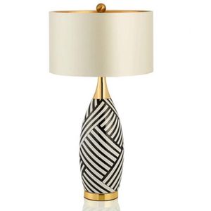 Tischlampen LukLoy LED Moderne minimalistische Keramiklampe für Schlafzimmer Wohnzimmer Nachttischlampe American Creative Decorative LampTable