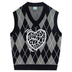 Deeptown Black Gothic Sweater Vest Women Heart Print Argyle Knittwear Осень повседневная мал -гот негабаритная уличная одежда Графическая топ 220719