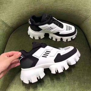 Mens cloudbust thunder sneakers knit tyg låga sko plattform tränare spetsar upp gummi casual skor stor storlek 17 färger toppkvalitet no40