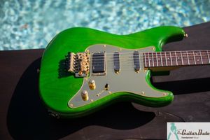 Özel baskı trans yeşil kül gövdesi elektro gitar