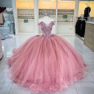 Rosa Quinceanera Blush vestidos do ombro Tulle Corset traseiro tiras de miçangas presas de ruffles