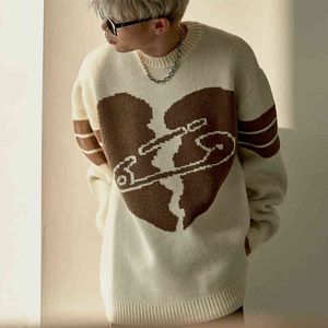 Koreansk mode trasigt hjärta jacquard bomullsmän hip hop stickad tröja pullover stilig casual överdimensionerad stickkläder pull homme t220730