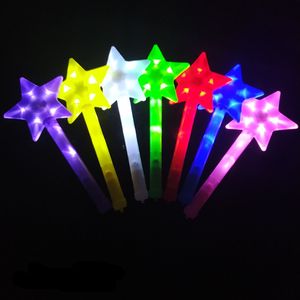 Bastoncini luminosi a LED a cinque puntate a stella fluorescente per bambini giocattolo colorato di supporto per la festa della festa emessa Flash Stick 02018 Y2