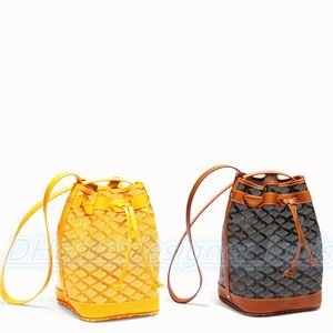 Klassisk lyxig dragsko hinkväska Designer present till kvinnor berömd clutch handväska mode Crossbody-väskor i läder väskor handväskor herrplånbok Axelväskor Handväska