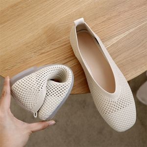 여자 신발 메쉬 스퀘어 발가락 평평한 부드러운 바닥 중공 아웃 통기 가능한 캐주얼 Zapatos de Mujer 220812