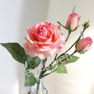 Konstgjorda rosa blommor silke kände riktig touch 1 blomma 2 knopp fuktgivande rosor hem bröllop mittpieces fest dekor