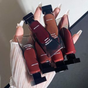 Lipgloss kleur zwarte spiegel water glazuur hoge hydraterende sexy rode tint lippenstift make-up blijvende anti-stick cup glosslip