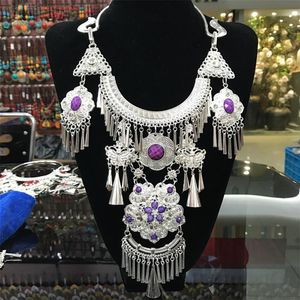 Pendant Necklaces Miao Jewellery Chinese Traditional Retro Silver Dance Wear Accessories Chain Hmong Necklace Jewelry For WomenPendant