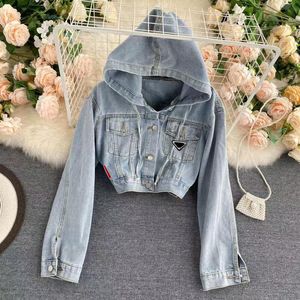 Coat Outwears Woman Short Jacket Denim Coats Long Sleeve Designer Budge Coats Spring Autumn Windbreaker Jackets S-XL LG2Q