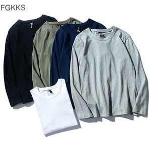 FGKKS Men TShirt Tops Spring Autumn Brand Mens Solid Color Simple Basic Cotton LongSleeved Tee shirt Male 201116