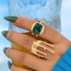 Роскошные зеленые христаллические кольцевые наборы для женщин для женщин заклинают золотые сплавы металлические ювелирные украшения Anillo 2pcs/Sets