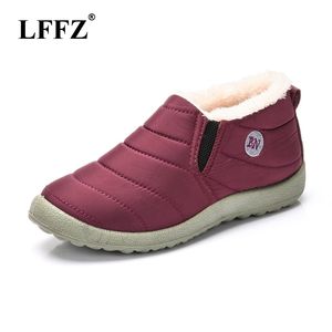 LFFZ Neue Wasserdichte Frauen Winter Schuhe Schnee Pelz Innen Rutschfeste Unterseite Warm Halten Mutter Casual Stiefel ST228 Y200114 GAI GAI GAI