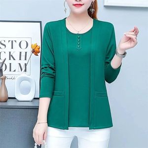 Falso dois pedaços Mulheres Camiseta Manga Longa Top Fina Casual Primavera Spring Forma Feminina Plus Size O-pescoço Camisetas Femme 220321