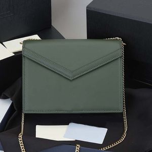 Zarf Cassandra Crossbody Bag Cowhide Deri Yüksek Kaliteli Omuz Çantaları Altın Zincir Moda Masalar Düz cüzdanlar Kadın Çanta Çantası 22cm