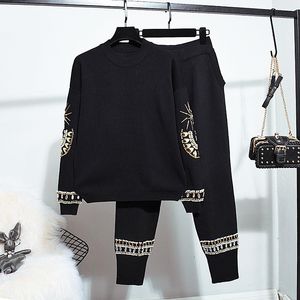 Kvinnors tvåbitar byxor Autumn Winter tröja Kvinnor Sätt mode National Wind Beading Long Sleeve Sticked Casual FemaleWomens