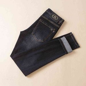 Jeans di fascia alta alla moda di marca Pantaloni elastici a gamba dritta per giovani ricami autunnali e invernali da uomo