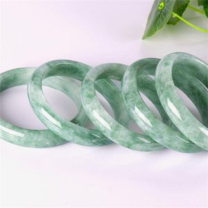 Armreif aus echtem 56–64 mm grünem Jade-Jadeit-Armband, echt natürlich, ein Jade-Armreif