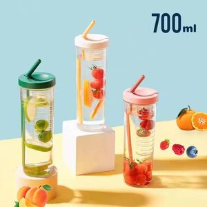 Straw Water Bottles tea separation high-value plastic cup female student fall-resistant portable handy cup fruit gift cups