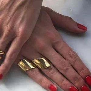 Wedding Rings Plated Gold 316L Stainless Steel Brush Surface Arc Finger Ring For Women Titanium Vintage WaterproofWedding