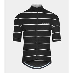 Cafe du Cycliste Summer Homem de manga curta masculina camisas de ciclismo rápido seco respirável preto/branco roupas de bicicleta ciclismo maillot tops t220729