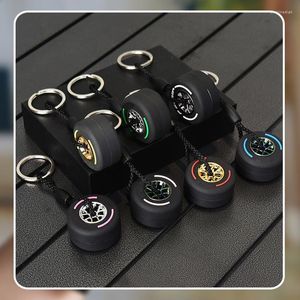 Keychains Soft Rubber PVC Small Tire Keychain med hjul dubbelsidig nyckelkedjan tillbehör Ring Giftychains Emel22