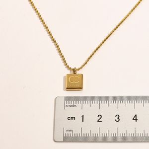 2022 Never Fading 14K Gold Plated Luxury Brand Designer Pendants Necklaces Stainless Steel Double Letter Choker Pendant Necklace Beads Chain Jewelry Accessories