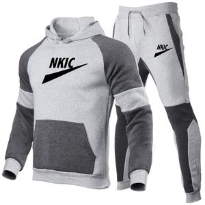Herrstångsspårdräkt Huven Pullover Sweatpants Sports Suit Casual Brand Jogger Sportwear 2 Piece Mane Fleece Streetwear Set