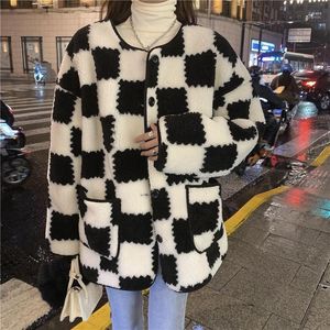 Kvinnorjackor Fashion Fall Winter Argyle Coats Women Simple O-Neck Warm Furry Feminino Single Breasted Loose Elegant Outerwear 2022