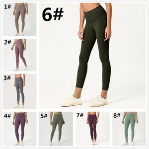 Allinea i costumi con il logo Leggings Pantaloni morbidi burrosi Pantaloni da yoga atletici biancospino 25''