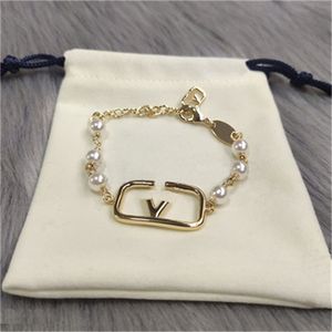 Braccialetti di gioielli a lettera singola rettangolare Bracciale di fascino unisex in materiale d'ottone Bracciali di giunzione a catena di piccole perle