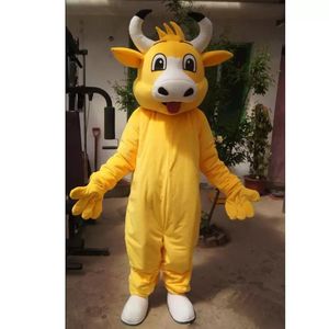 2022 Costume della mascotte della mucca gialla di Halloween 2022 Personaggio a tema animale dei cartoni animati di alta qualità Carnevale unisex per adulti Taglia Natale Festa di compleanno Vestito operato