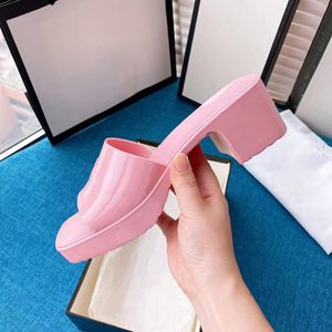 Classics Women heels shoes Sandals fashion Beach Thick bottom slippers Alphabet lady Leather High heel shoe slides without box By 1978 008
