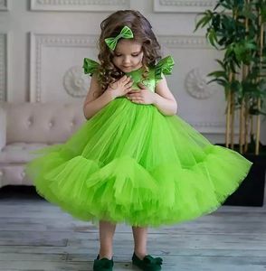 Green Flower Girl Dresses Cap ärmar för bröllop Princess Ball Gown Toddler Pageant -klänningar Tulle Te Längd Första nattvardsklänning