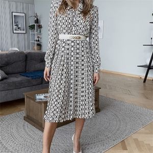 Wotwoy Spring Autumn Ruffles Printed Dress Women High Waisted Belted Långärmad Klänningar Kvinna Botton-Up Loose Mid-Calf Dress 220316